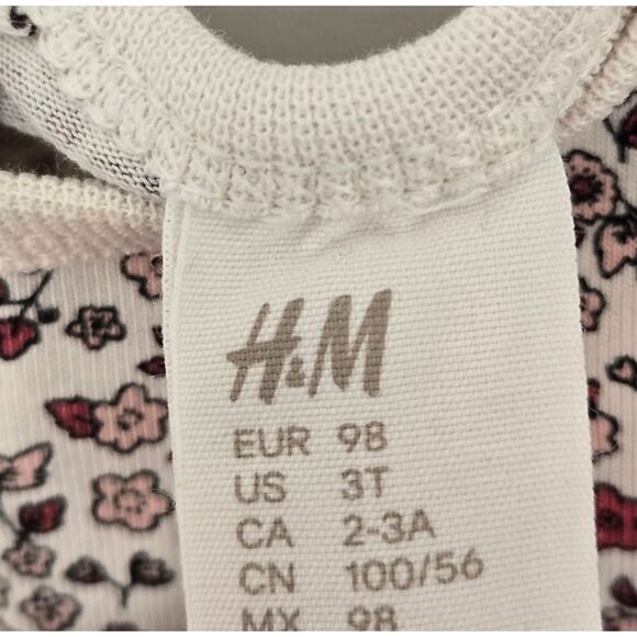 3/$15 H&M long sleeve onesie size 2 - Picture 3 of 4